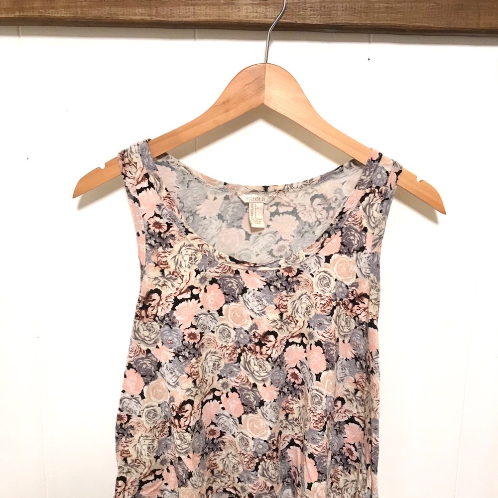 Forever 21 cropped flower tank